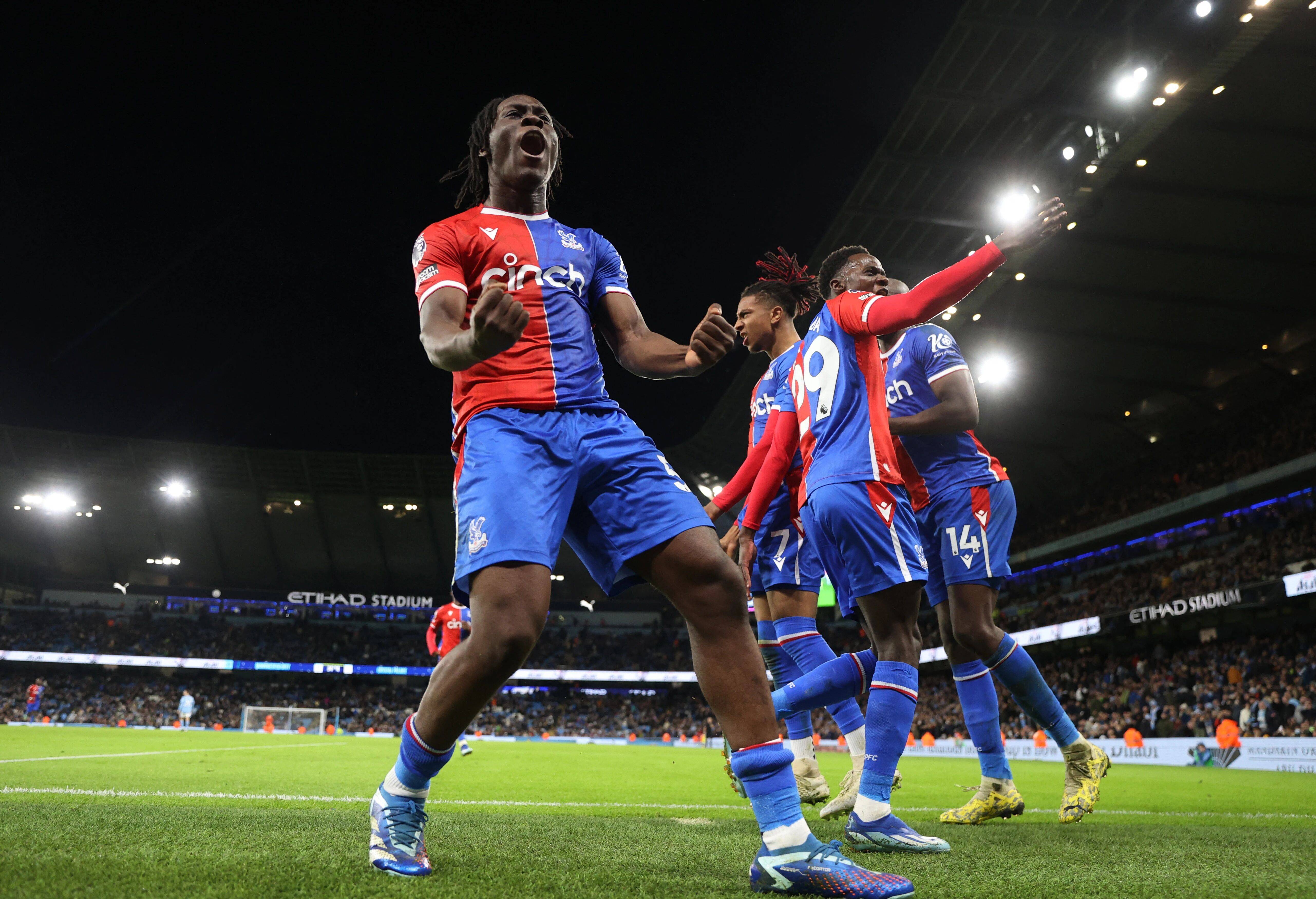 乐动体育-包含圣安东尼奥马刺今夜门线救险，志在社区盾名次提升，底气十足，临场指挥获称赞的词条